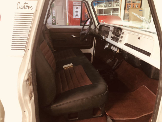 1964 White Chevrolet C-10 --