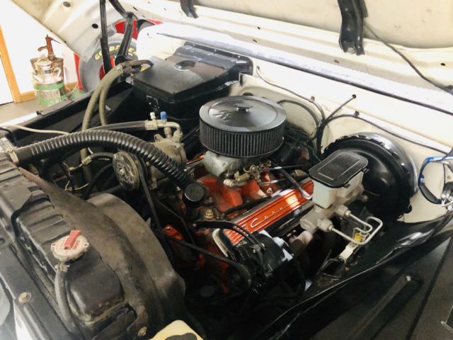 1964 White Chevrolet C-10 --