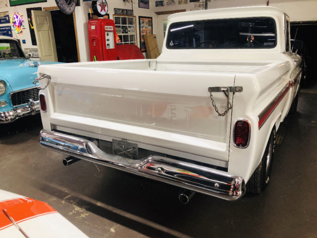 1964 White Chevrolet C-10 --