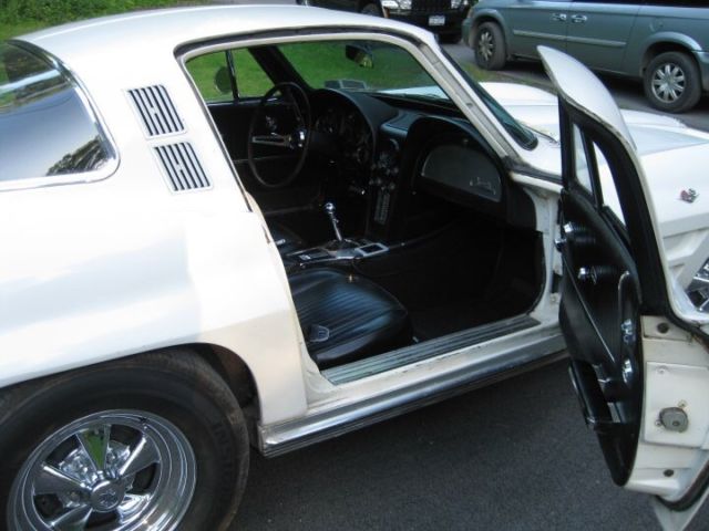 1964 Ermine White Chevrolet Corvette Coupe