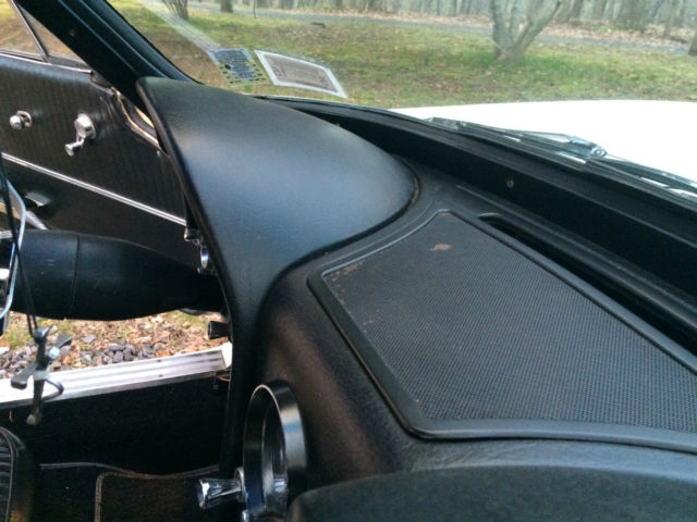 1964 Ermine White Chevrolet Corvette Coupe