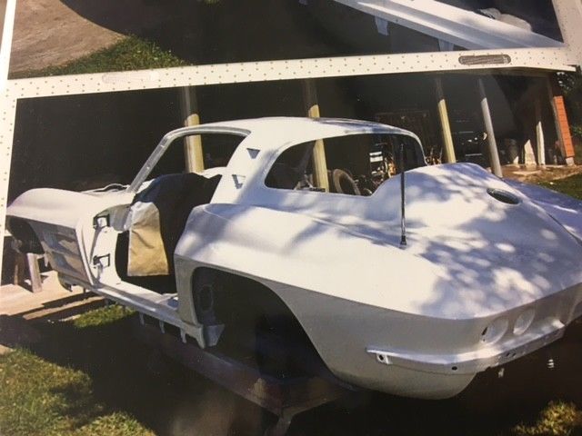 1964 White Chevrolet Corvette Coupe