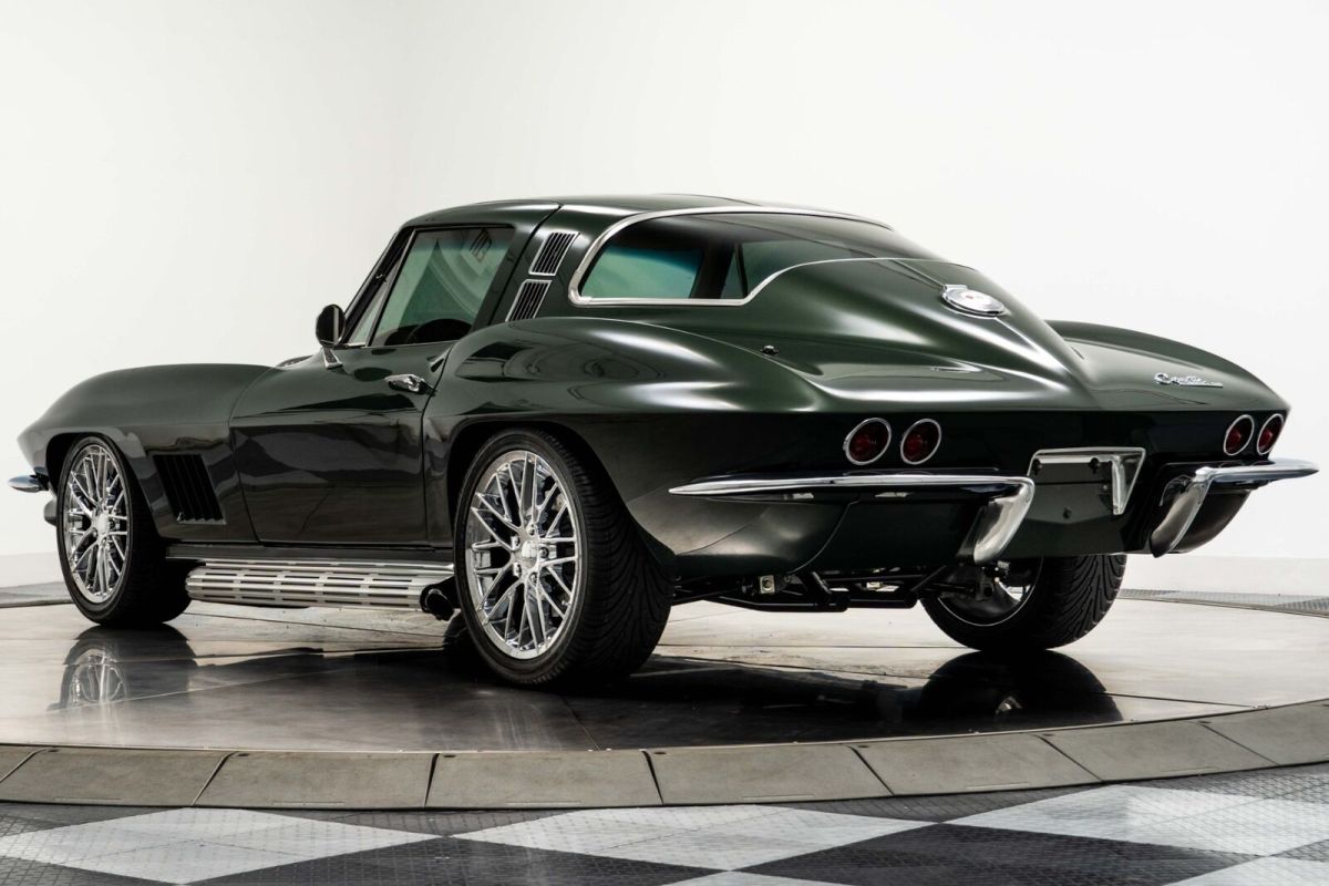 1964 Green Chevrolet Corvette 2D Coupe