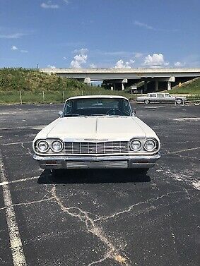 1964 White Chevrolet Impala --