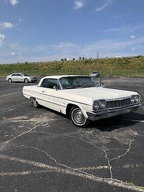 1964 White Chevrolet Impala --
