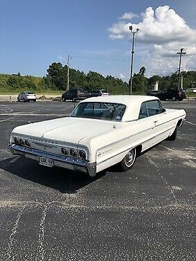 1964 White Chevrolet Impala --