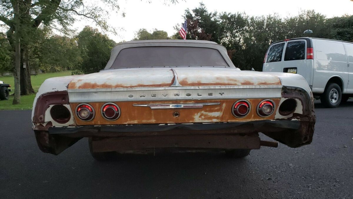 1964 White Chevrolet Impala --convertible