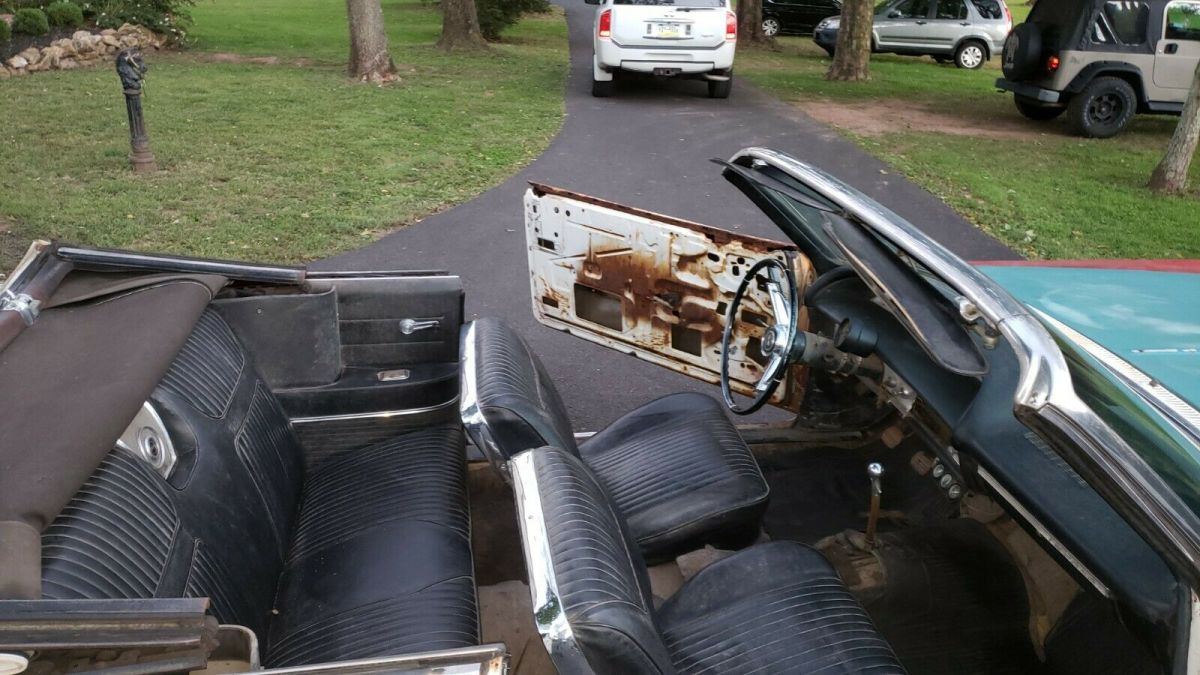 1964 White Chevrolet Impala --convertible