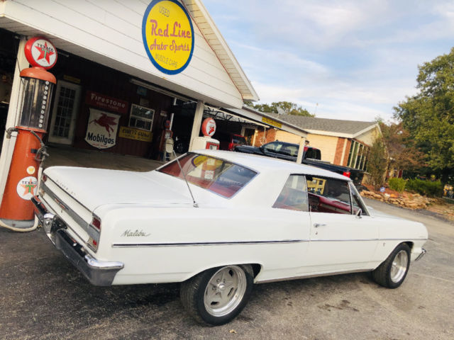 1964 White Chevrolet Malibu --