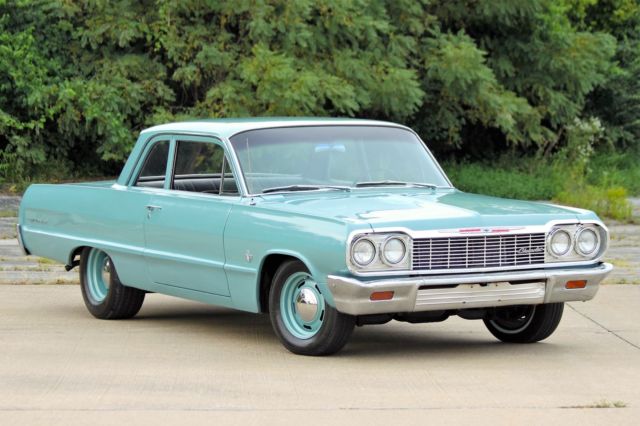 1964 Blue Chevrolet Bel Air/150/210 Sedan