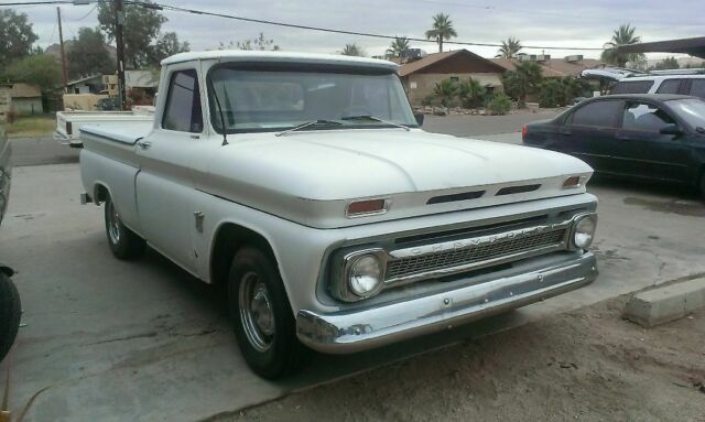 1964 White Chevrolet C-10 Fleetside pickup