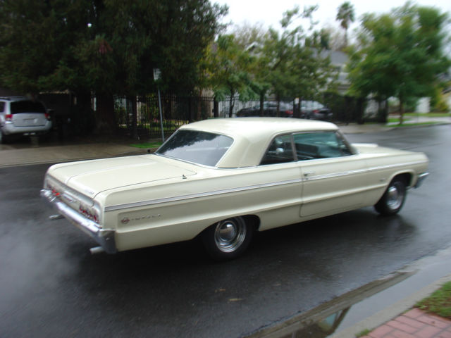 1964 Chevrolet Impala coupe