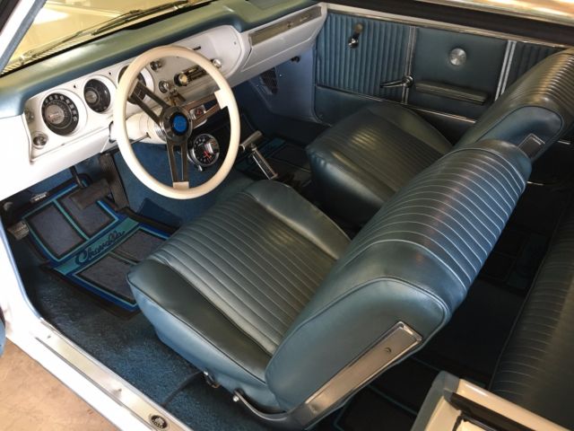 1964 White Chevrolet Chevelle 2dr Hard Top