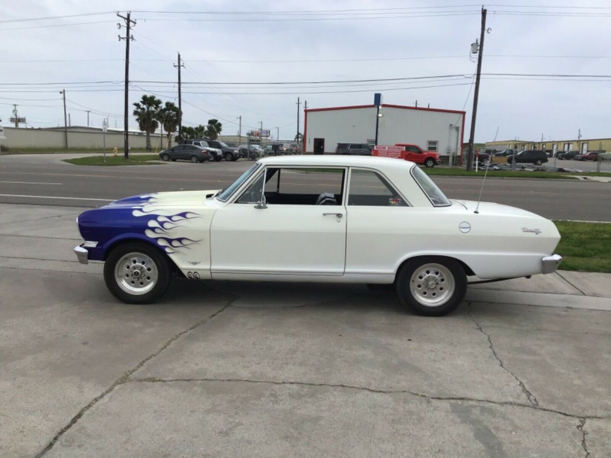 1964 White Chevrolet Nova Coupe