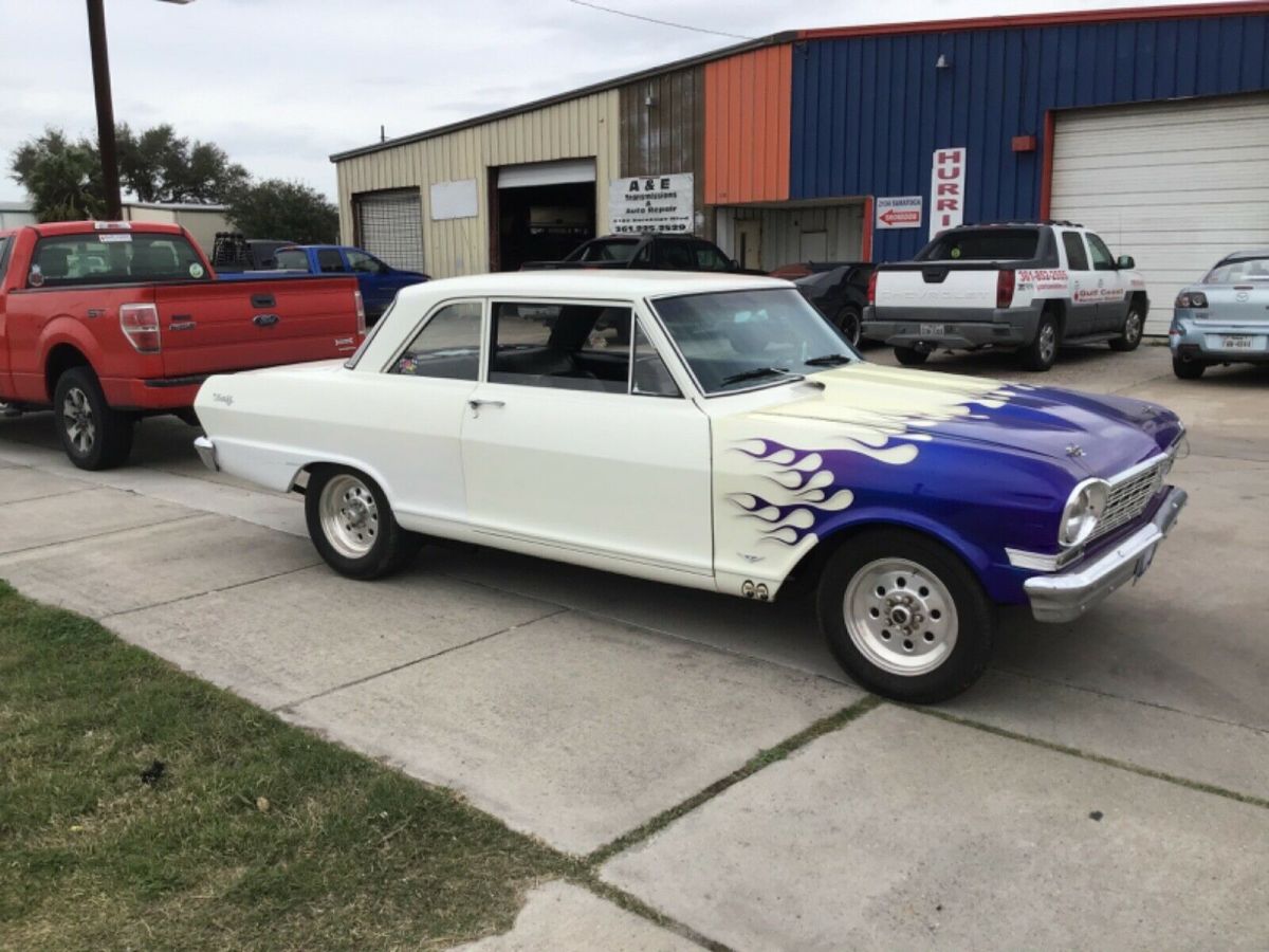 1964 White Chevrolet Nova Coupe