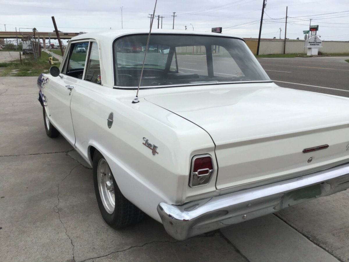 1964 White Chevrolet Nova Coupe