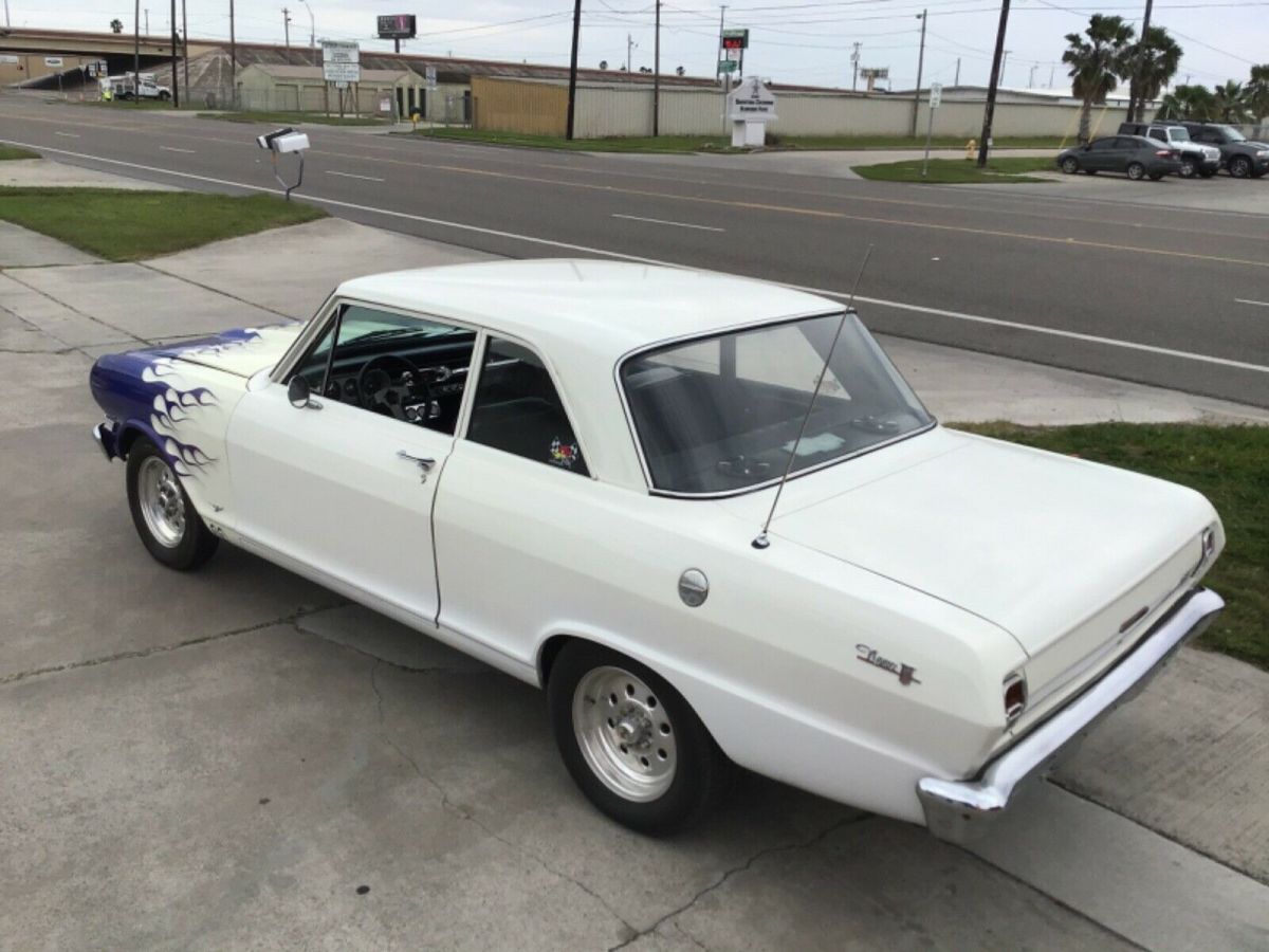 1964 White Chevrolet Nova Coupe