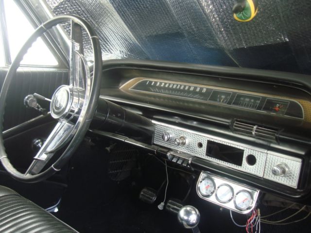 1964 White Chevrolet Impala Coupe