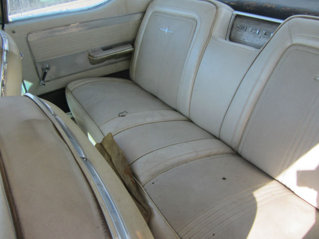 1964 White Chrysler 300 Series