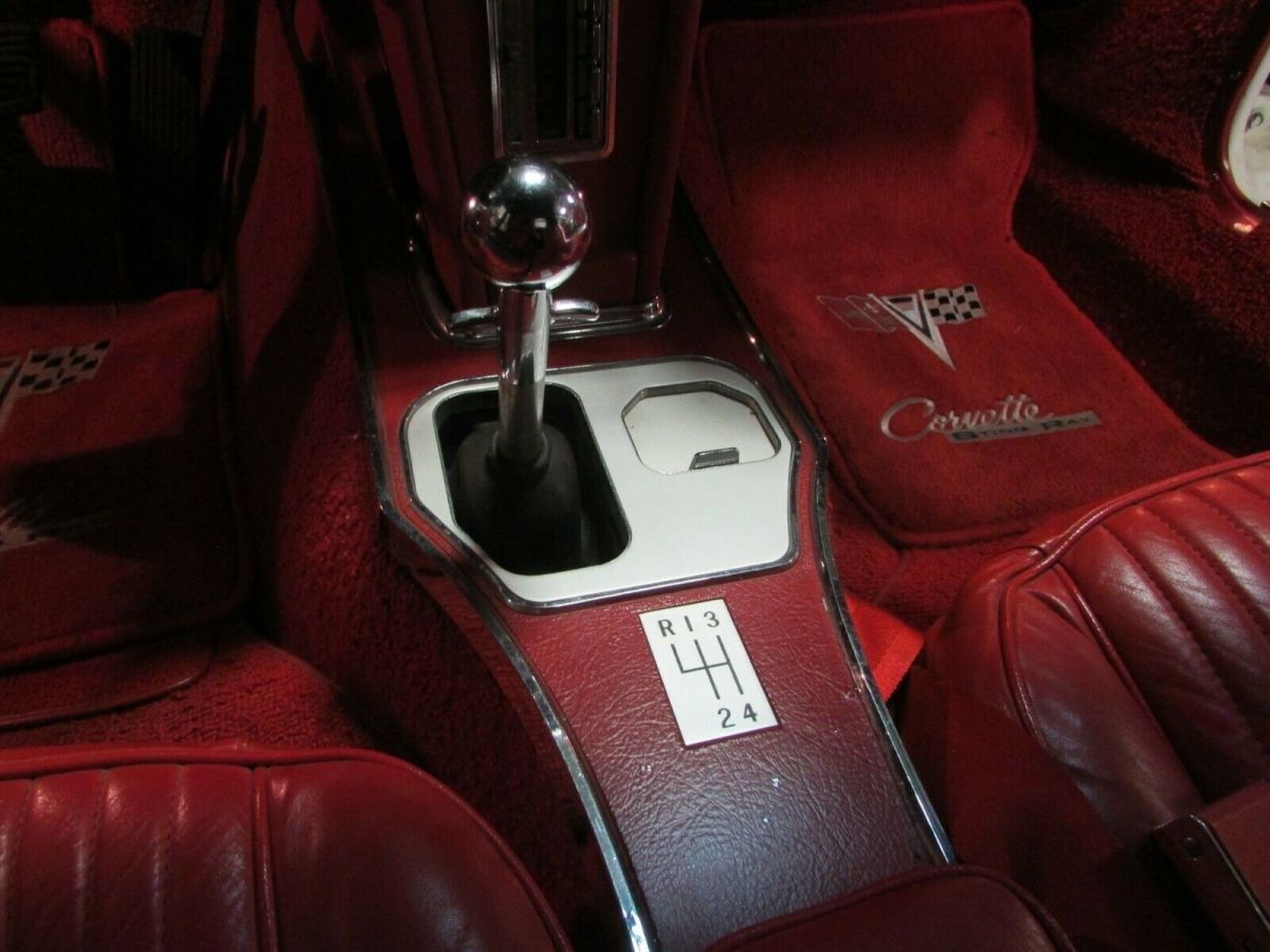 1964 White Chevrolet Corvette Convertible