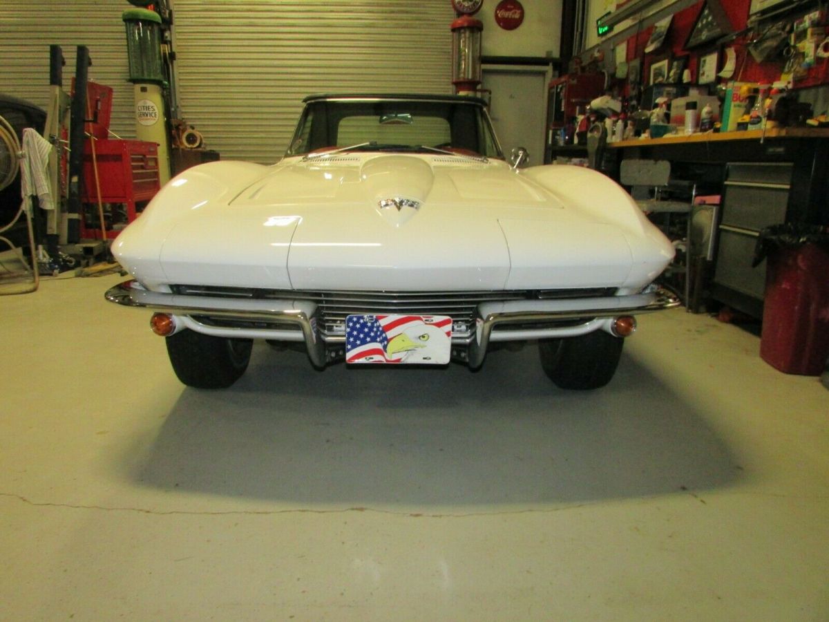 1964 White Chevrolet Corvette Convertible