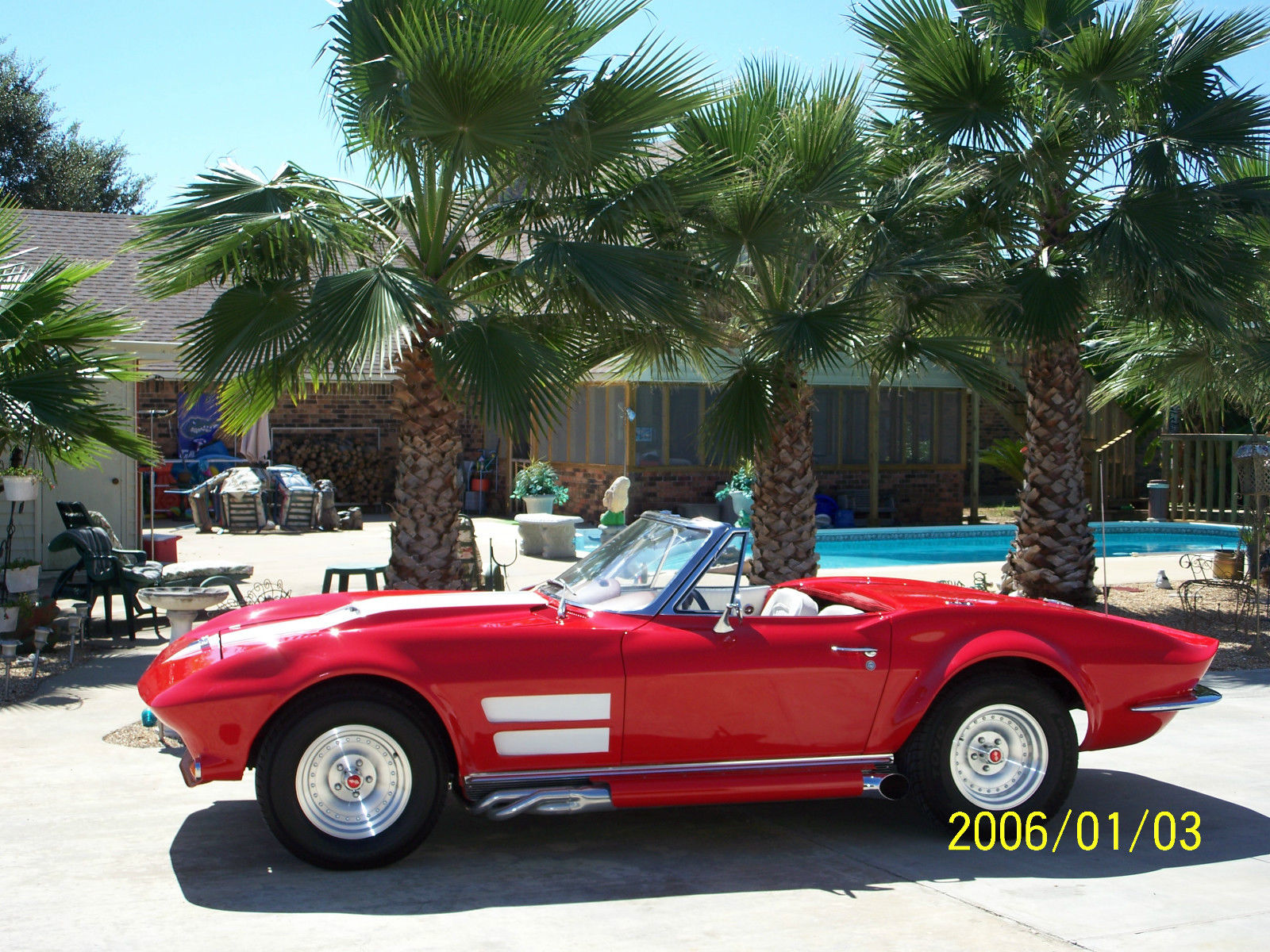 1964 RED &amp- WHITE Chevrolet Corvette Convertible