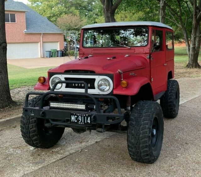 1964 Red Toyota FJ Cruiser
