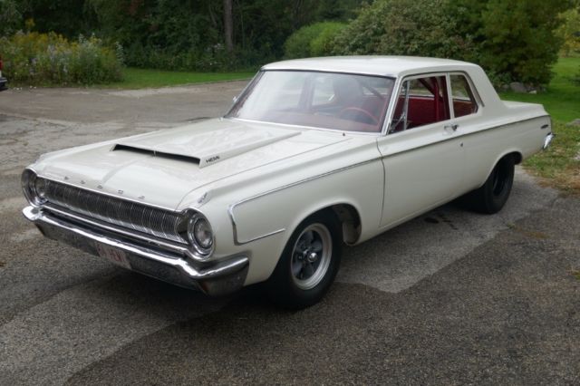 1964 White Dodge 330 Coupe