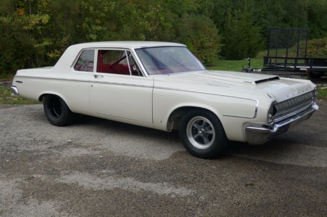 1964 White Dodge 330 Coupe
