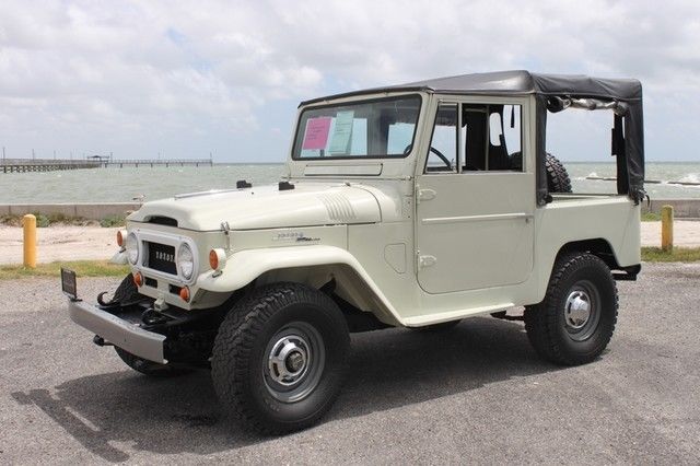 1964 Green Toyota FJ Cruiser Pickup Truck