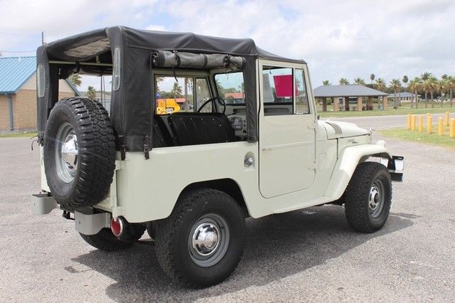 1964 Green Toyota FJ Cruiser Pickup Truck