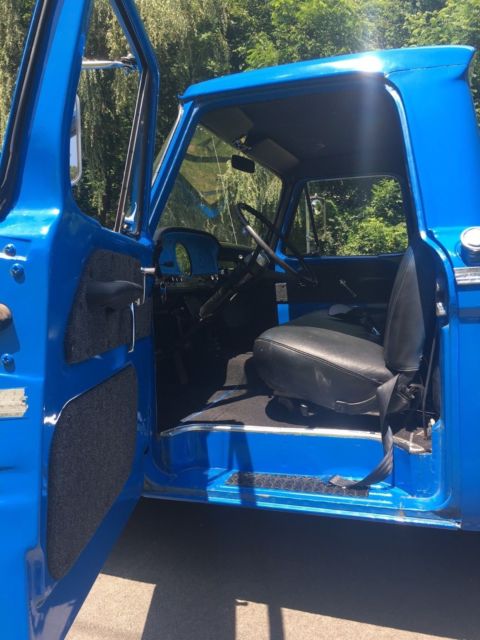 1964 Blue Ford F-100 pickup