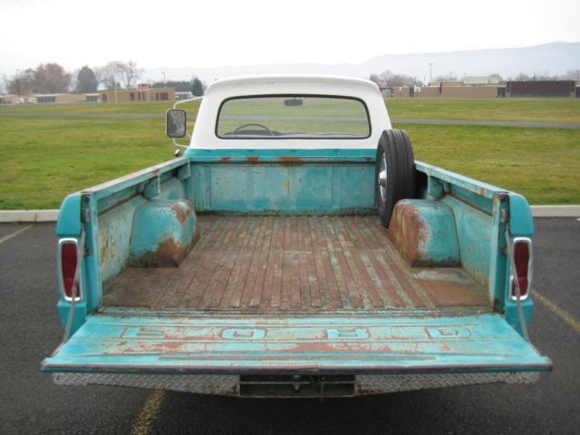 1964 Green Ford F-100 Custom Cab Pickup