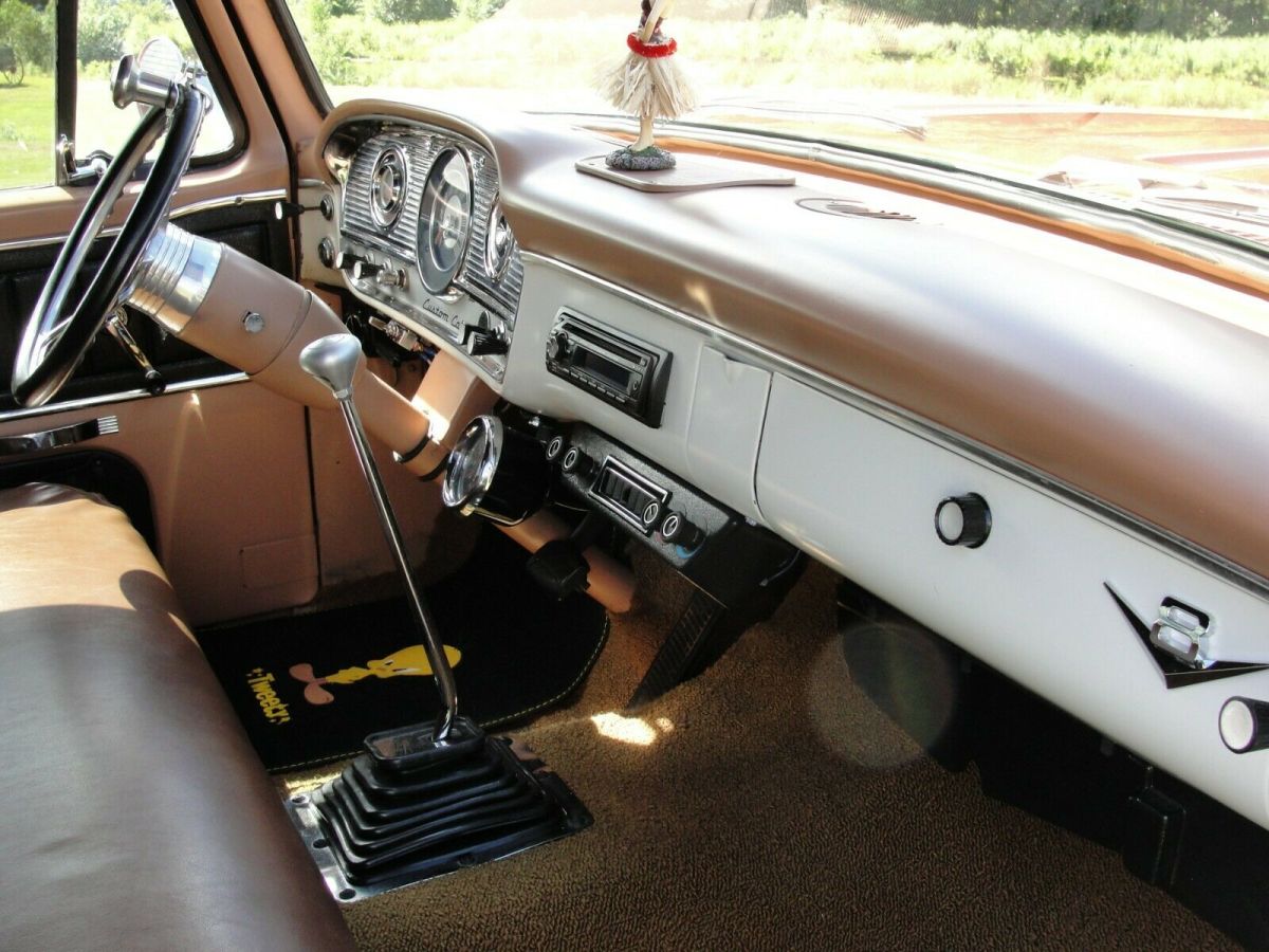 1964 Ford F-100 Standard Cab Pickup