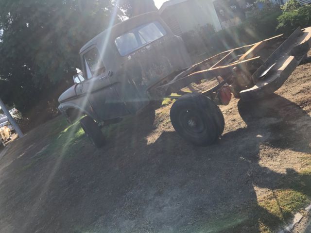 1964 Ford F-100