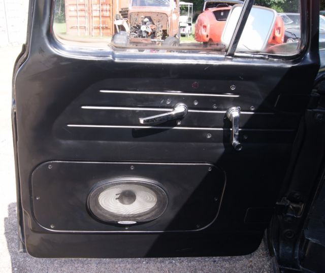 1964 Black Ford F-100