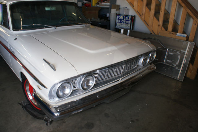 1964 White Ford Fairlane U/K