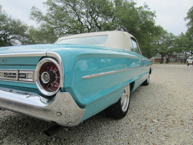 1964 Turquoise Ford Galaxie U/K