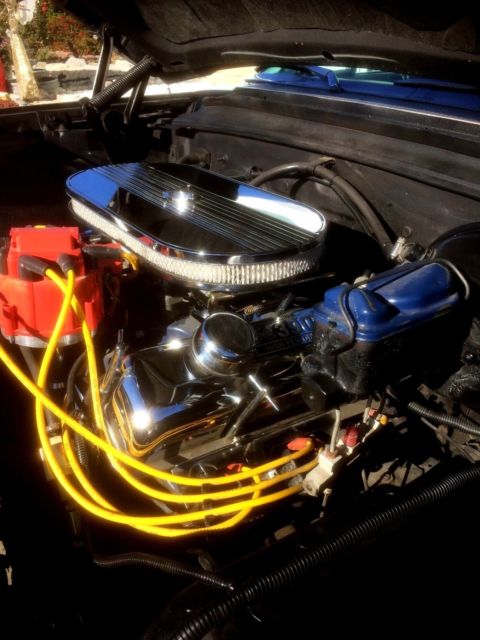 1964 champagne Ford Galaxie Coupe