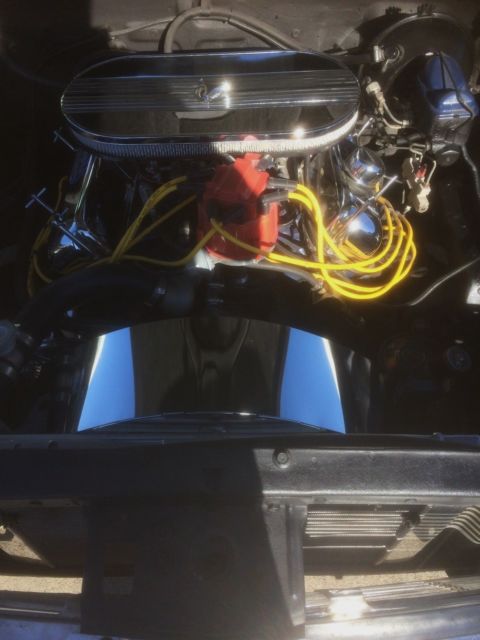 1964 champagne Ford Galaxie Coupe