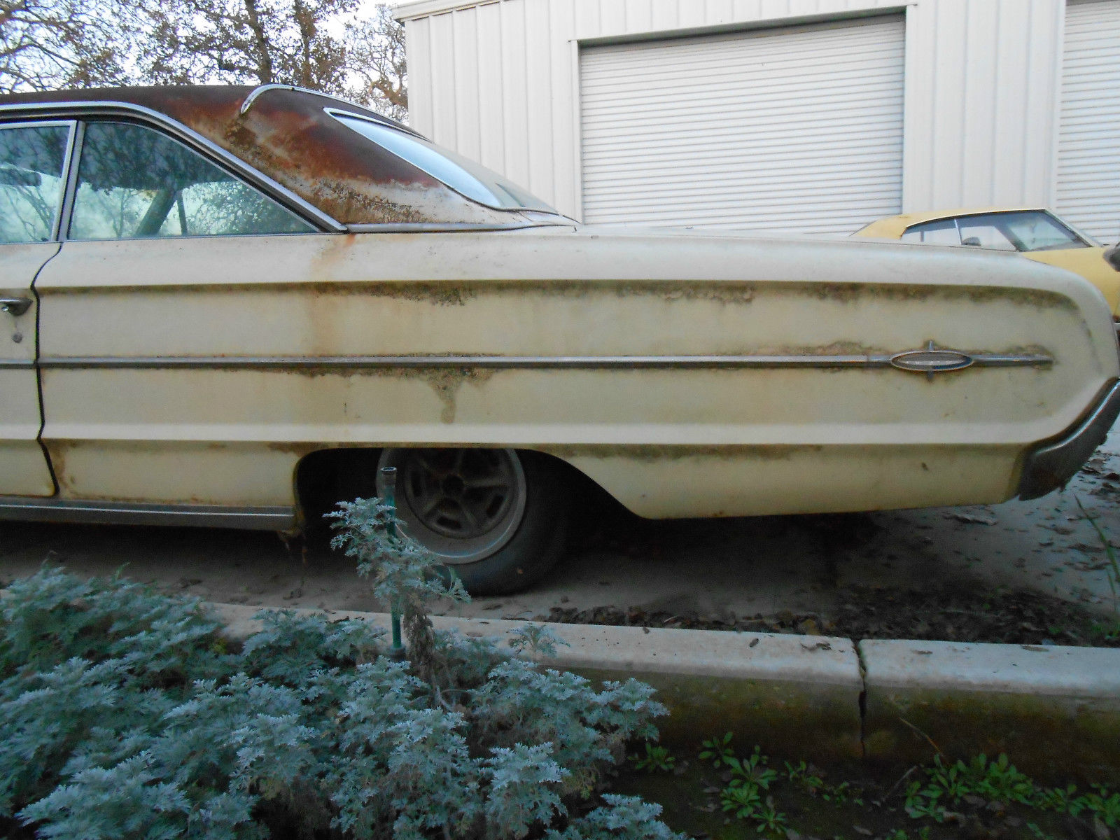 1964 Yellow Ford Galaxie U/K