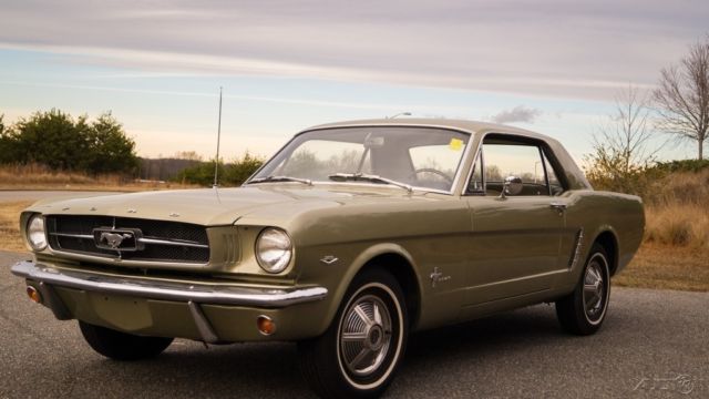1964 Gold Ford Mustang