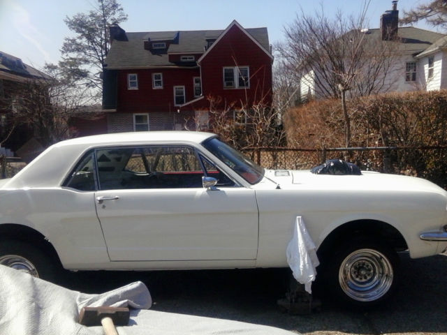 1964 White Ford Mustang Coupe