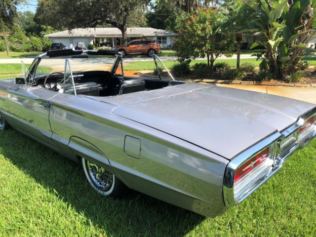 1964 Silver / Grey / Lavender Ford Thunderbird Convertible