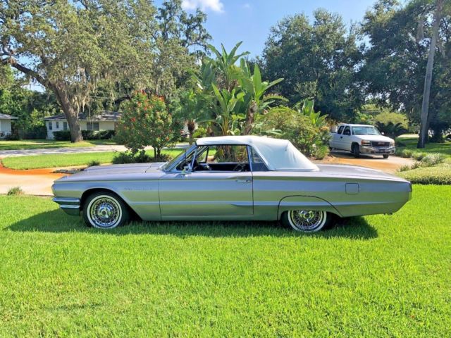 1964 Silver / Grey / Lavender Ford Thunderbird Convertible