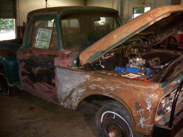 1964 Green Ford F-100 Standard Cab Pickup
