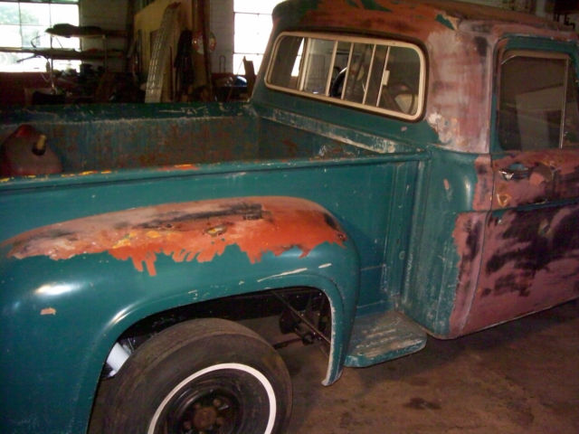 1964 Green Ford F-100 Standard Cab Pickup