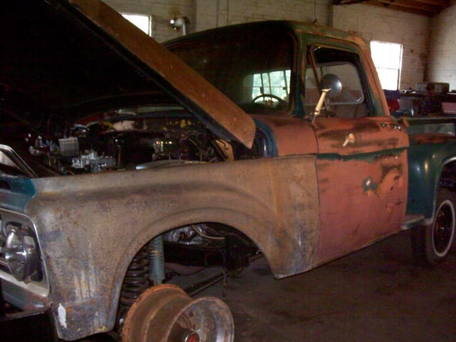 1964 Green Ford F-100 Standard Cab Pickup