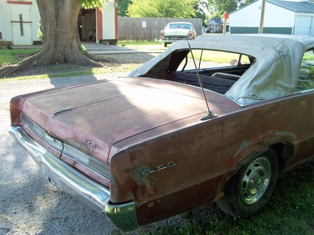 1964 sunfire red Pontiac GTO