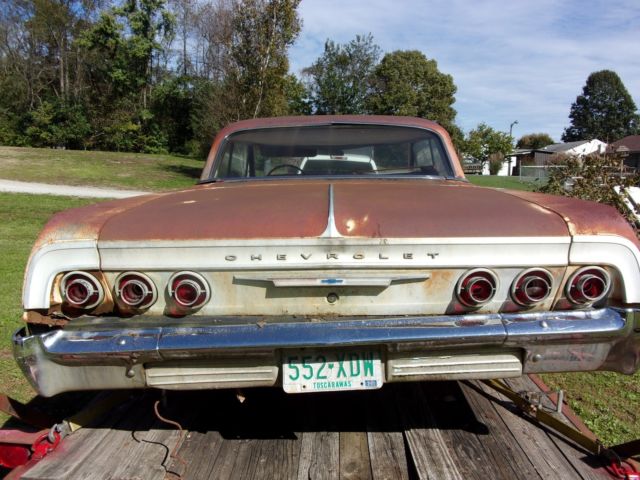 1964 White Chevrolet Impala Coupe